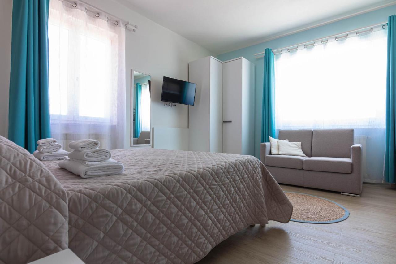 Roccabianca Rooms & Studios Stintino Exterior photo