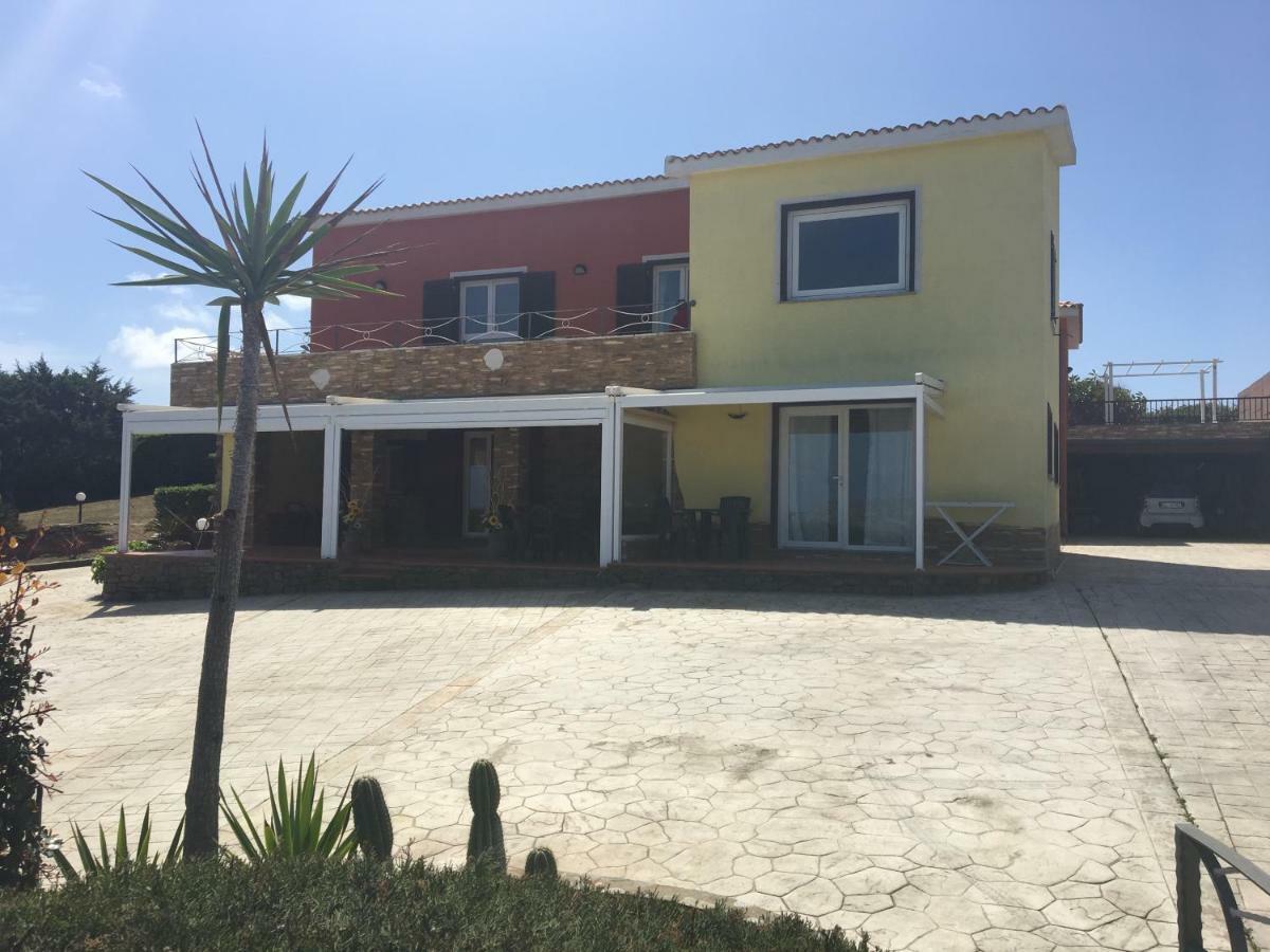 Roccabianca Rooms & Studios Stintino Exterior photo
